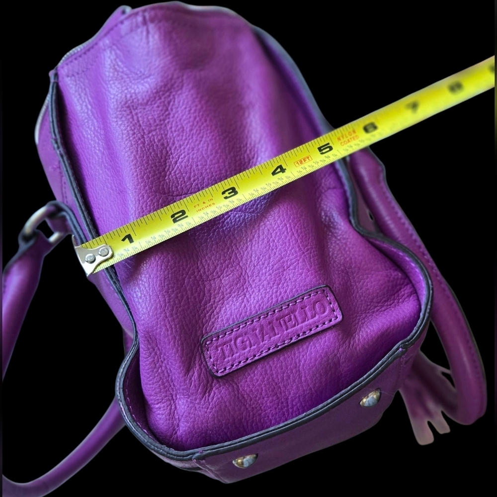 Tignello Pretty Leather Purple Women's Handbag. - Picture 2 of 12